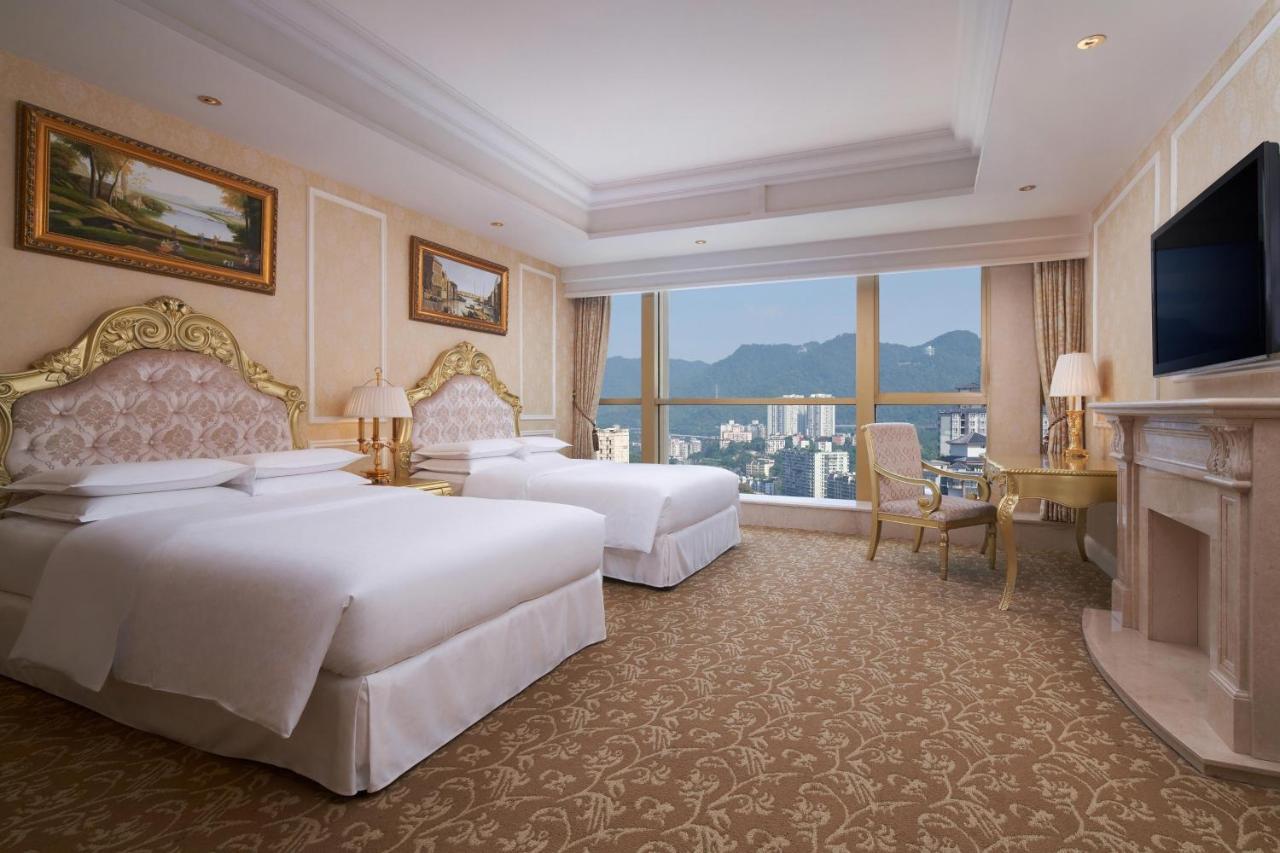 Sheraton Chongqing Hotel Exterior foto